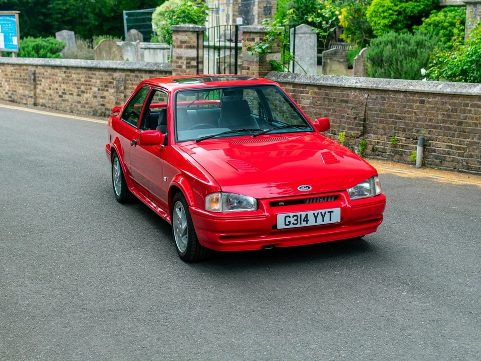 1989 Ford Escort - Image 17 of 31