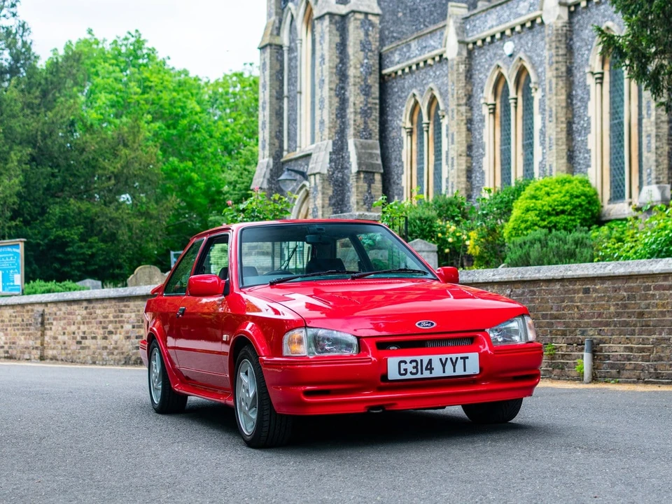 1989 Ford Escort - Image 18 of 31