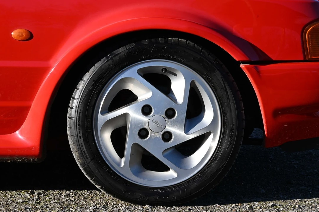 1989 Ford Escort - Image 17 of 30