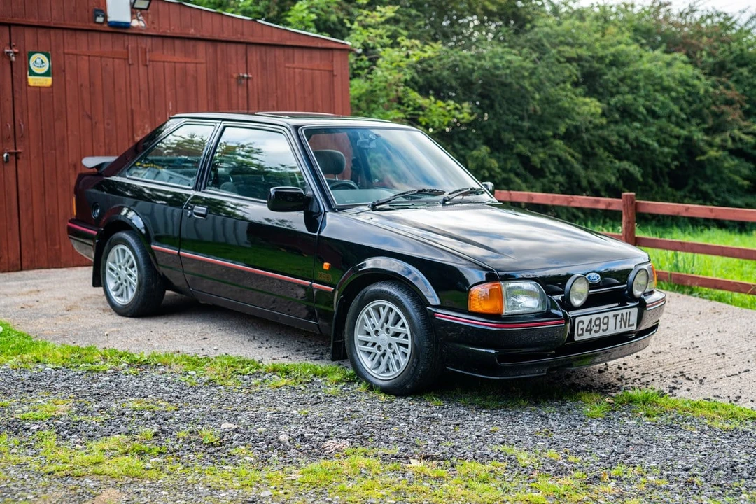 1989 Ford Escort - Image 2 of 30