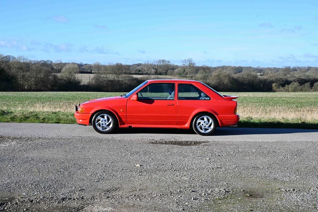 1989 Ford Escort - Image 10 of 30