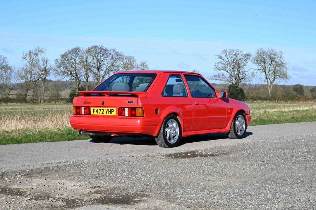 1989 Ford Escort - Image 11 of 30