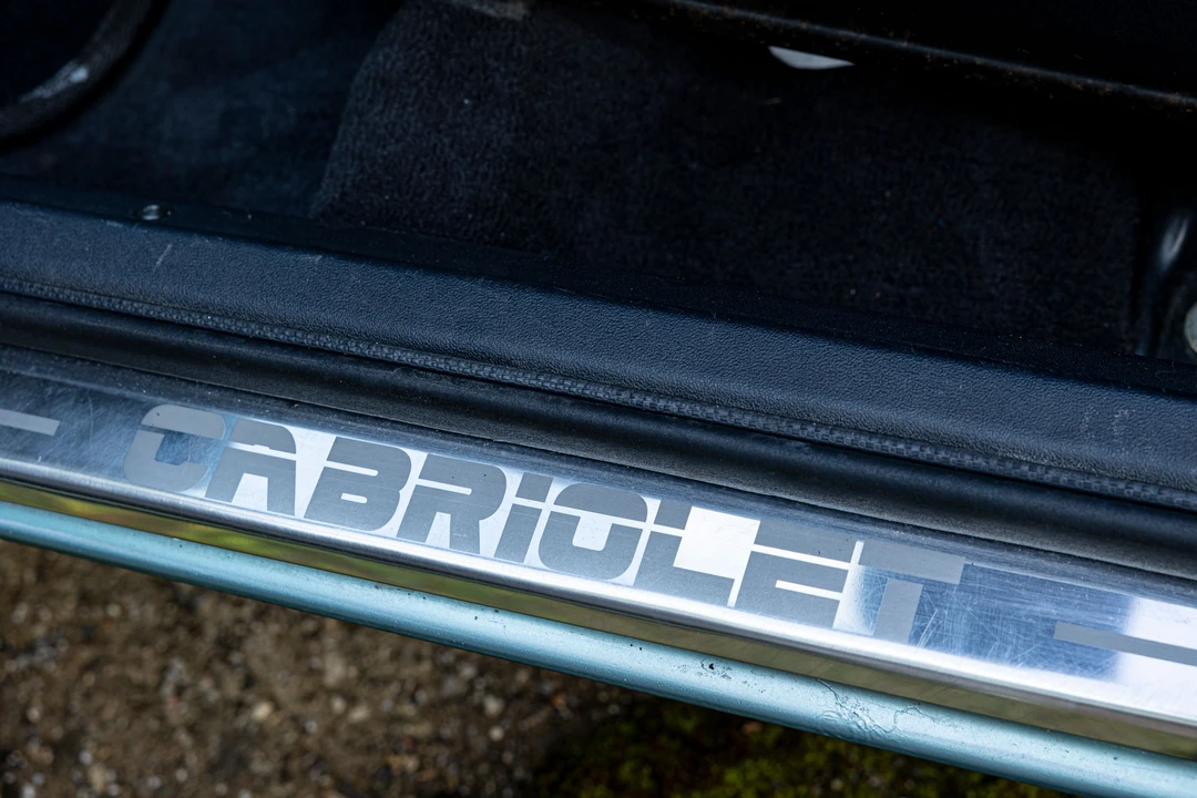 1989 Ford Escort - Image 2 of 31