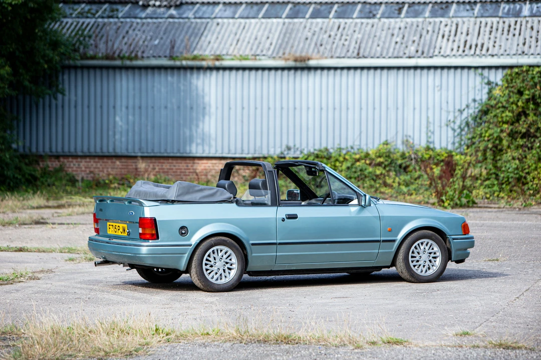 1989 Ford Escort - Image 21 of 31