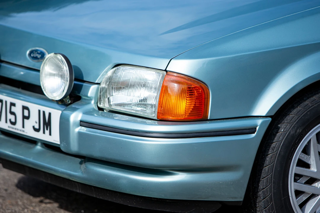 1989 Ford Escort - Image 15 of 31