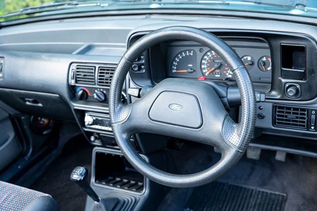 1989 Ford Escort - Image 22 of 31