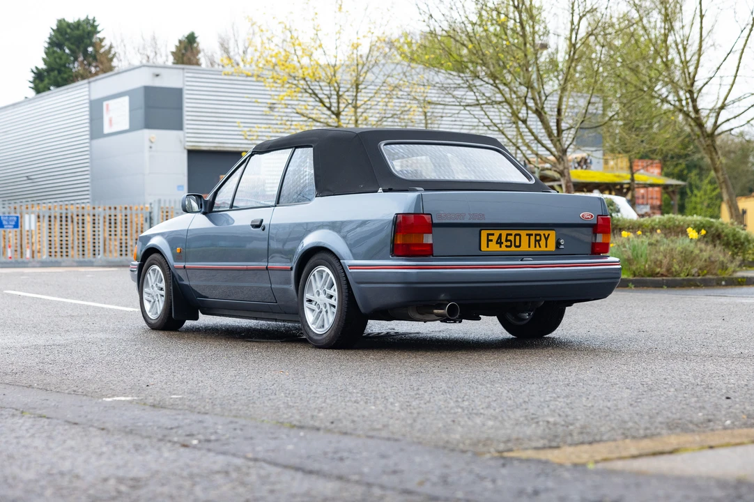 1989 Ford Escort - Image 7 of 31