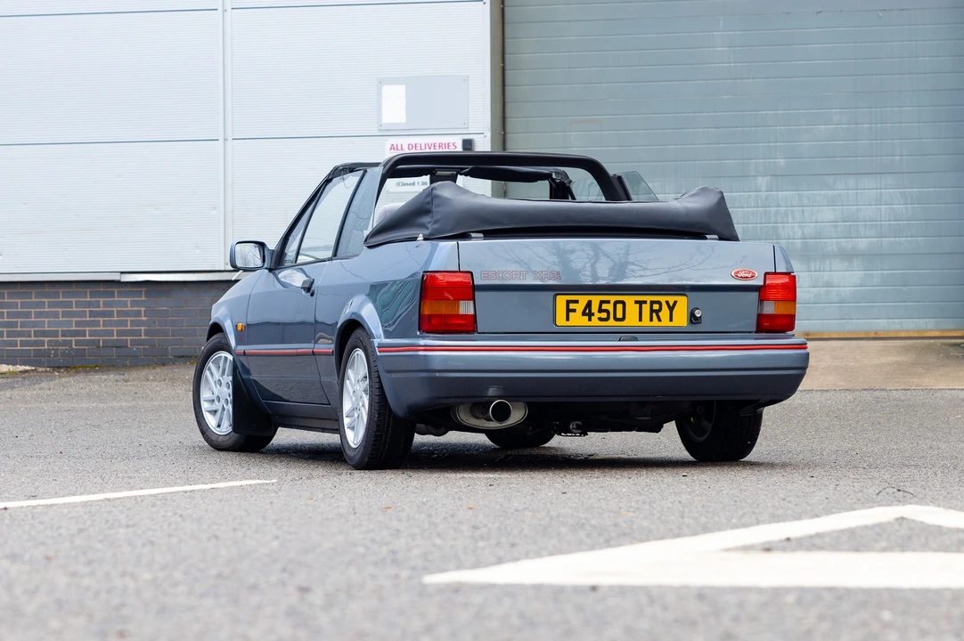 1989 Ford Escort - Image 25 of 31