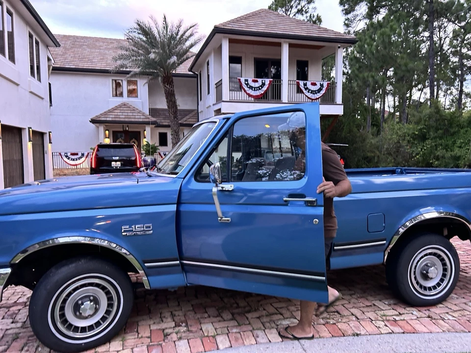 1989 Ford F-Series - Image 2 of 4