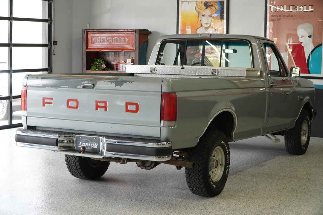 1989 Ford F-Series 8th Gen - Image 17 of 31