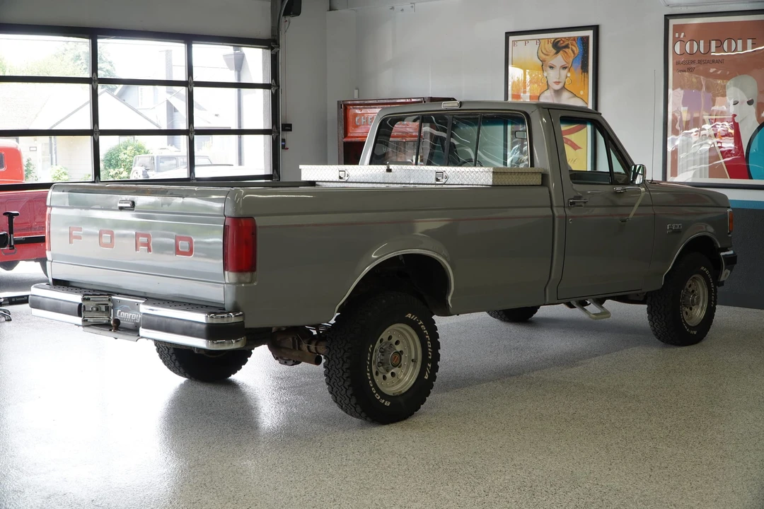 1989 Ford F-Series 8th Gen - Image 19 of 31