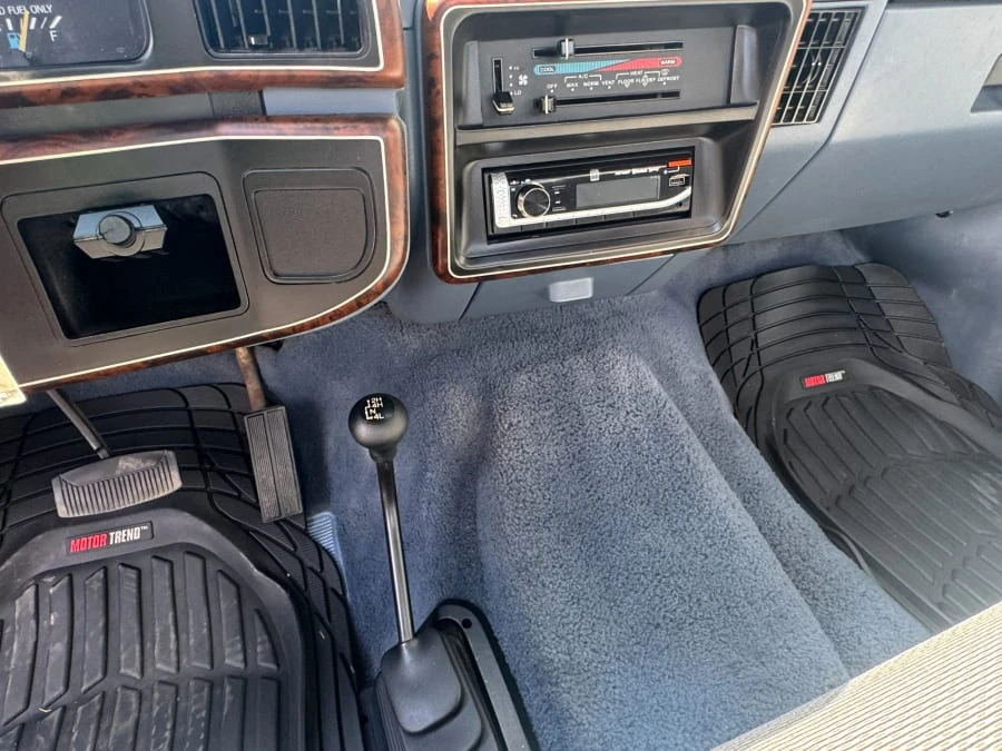 1989 Ford F-Series 8th Gen - Image 9 of 12