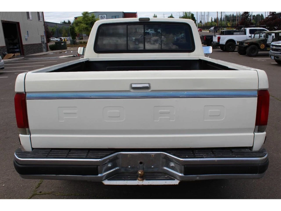 1989 Ford F-Series 8th Gen - Image 9 of 31