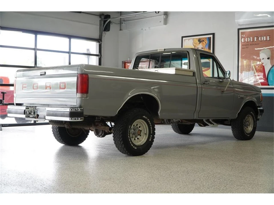 1989 Ford F-Series 8th Gen - Image 13 of 31