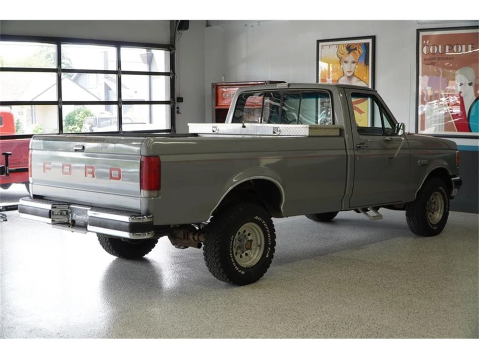 1989 Ford F-Series 8th Gen - Image 14 of 31