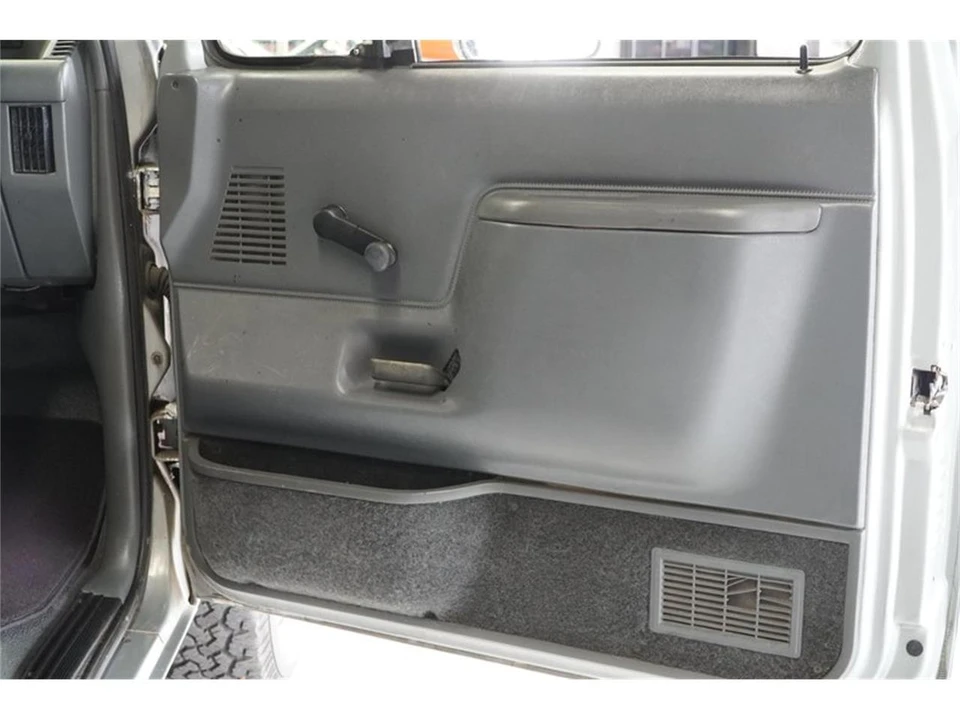 1989 Ford F-Series 8th Gen - Image 26 of 31