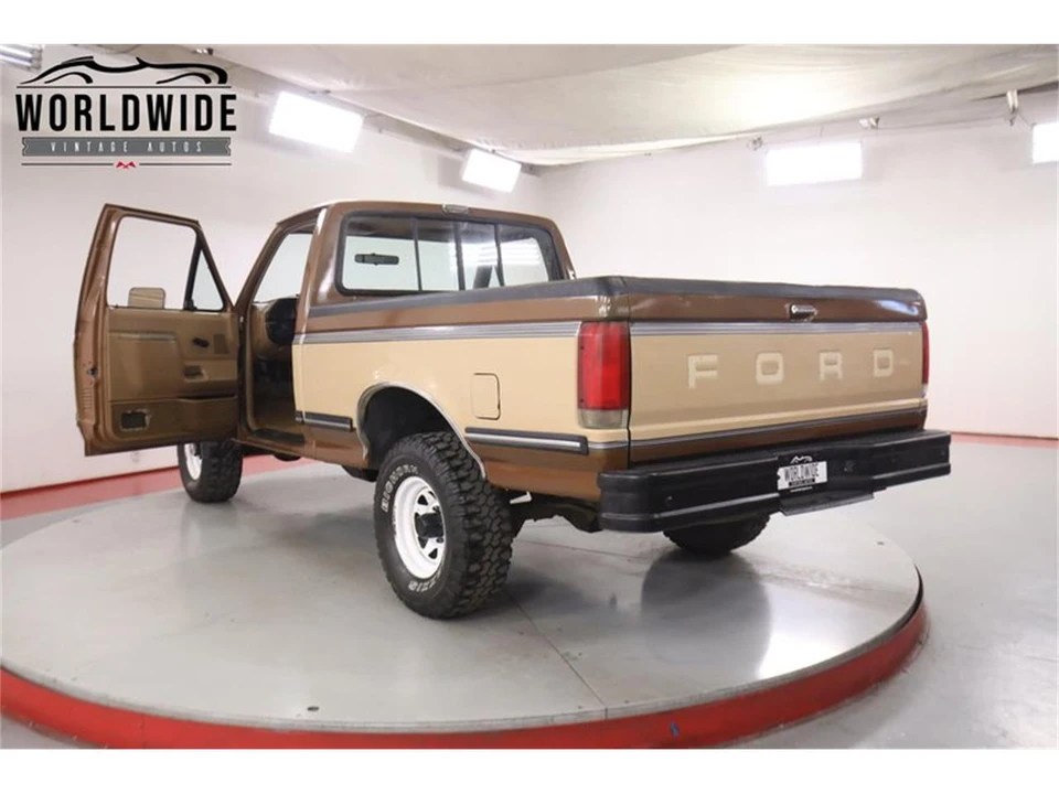 1989 Ford F-Series 8th Gen - Image 19 of 31