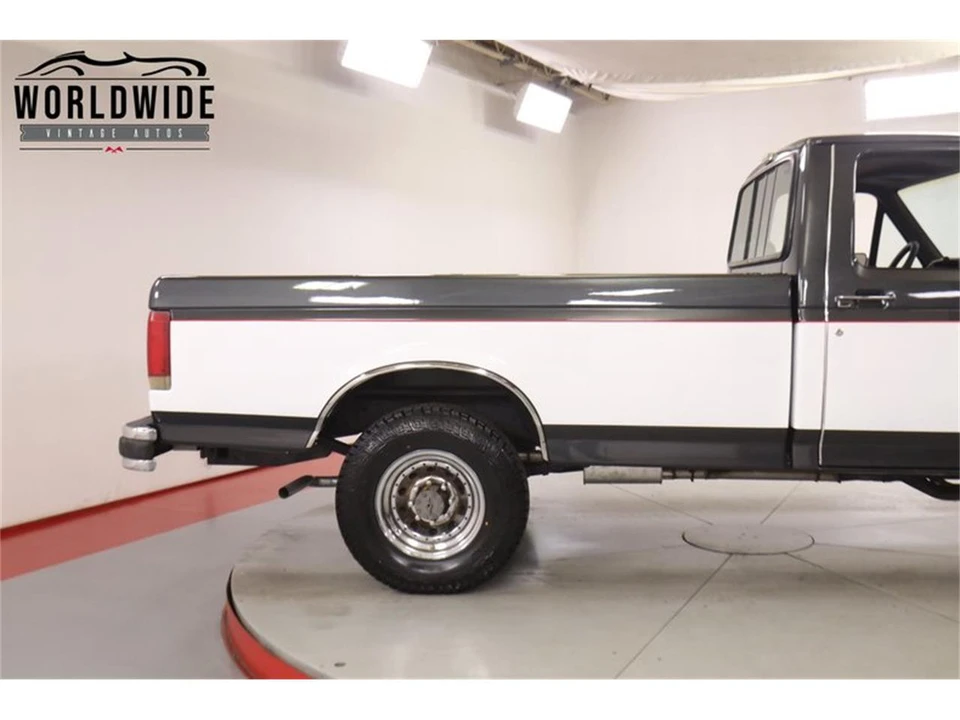 1989 Ford F-Series 8th Gen - Image 9 of 31
