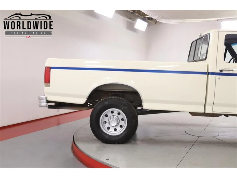 1989 Ford F-Series 8th Gen - Image 9 of 31