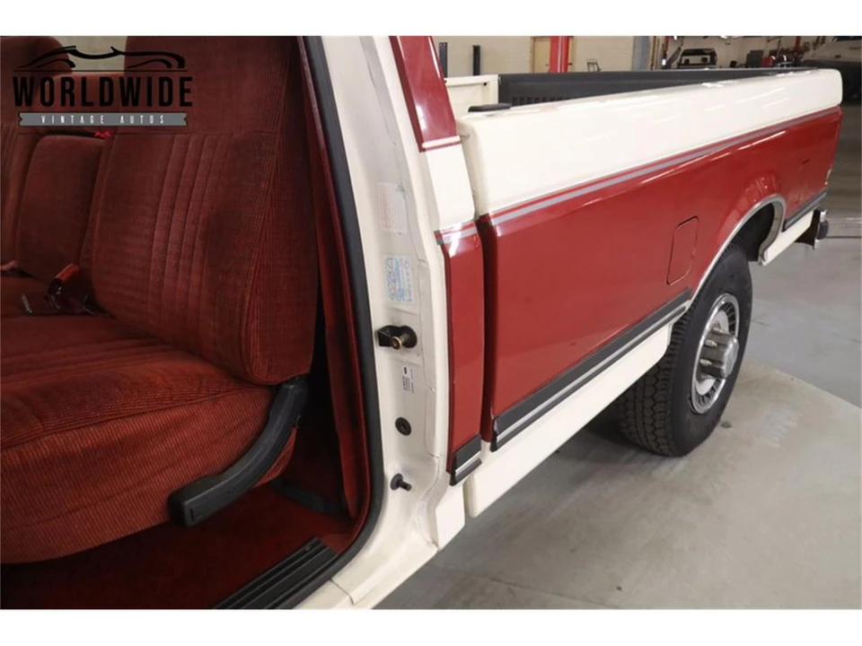 1989 Ford F-Series 8th Gen - Image 24 of 31