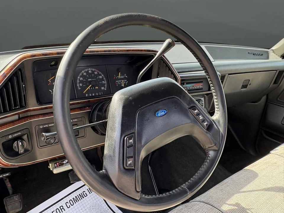 1989 Ford F-Series 8th Gen - Image 27 of 31