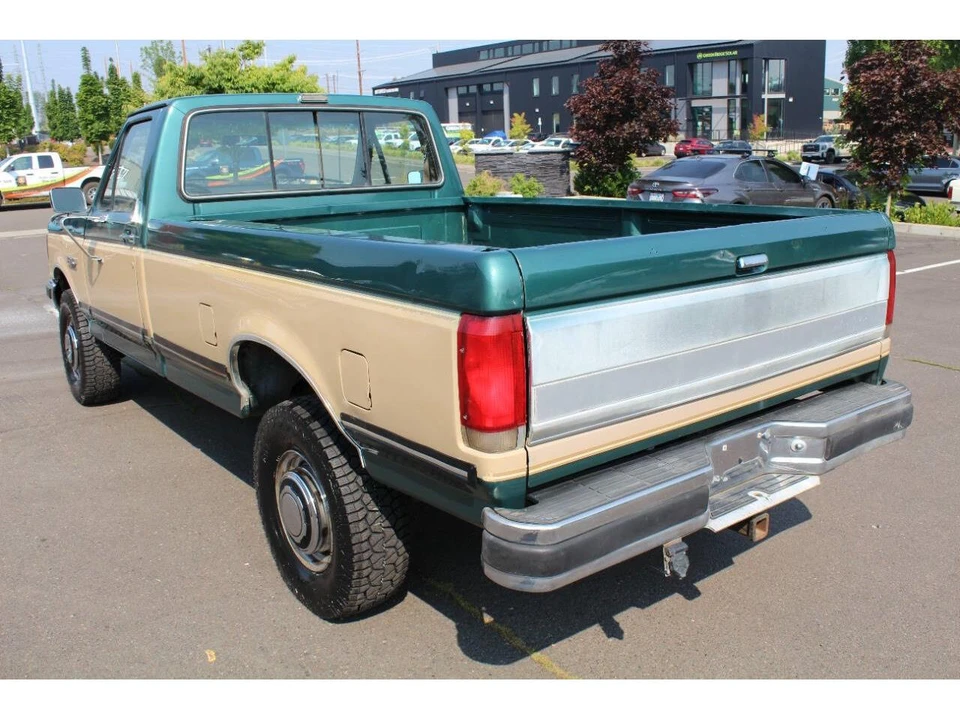 1989 Ford F-Series 8th Gen - Image 10 of 31