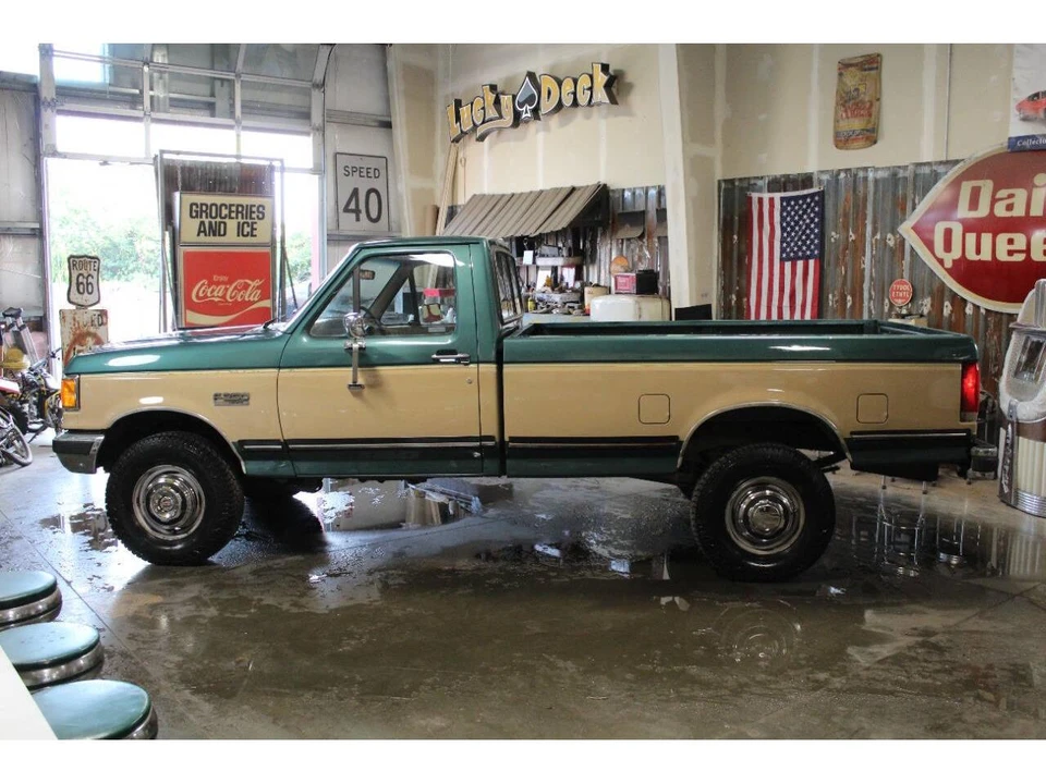 1989 Ford F-Series 8th Gen - Image 2 of 31