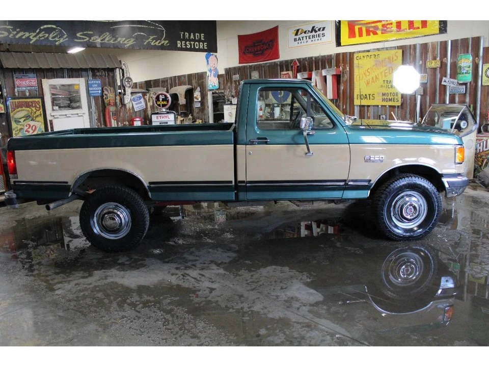 1989 Ford F-Series 8th Gen - Image 14 of 31