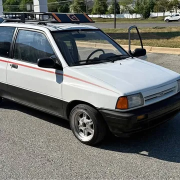 1989 Ford Festiva L Hatchback 2D
