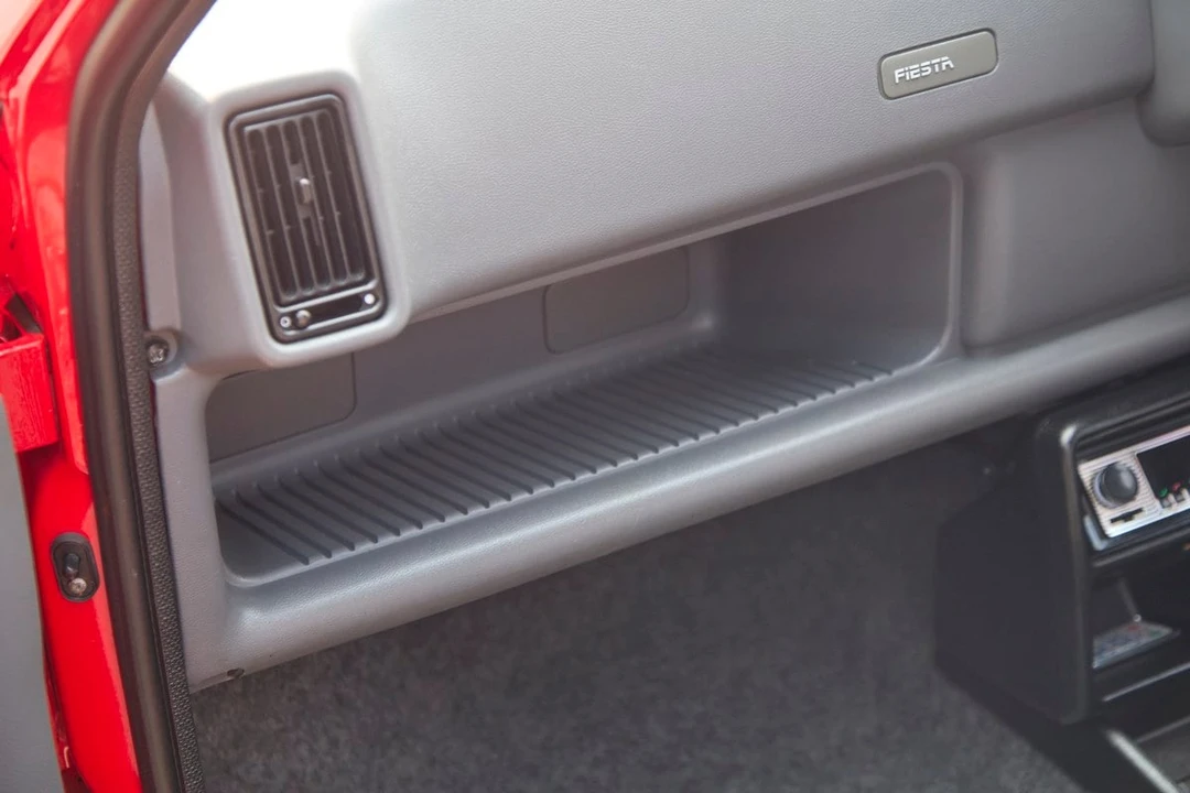1989 Ford Fiesta - Image 27 of 31