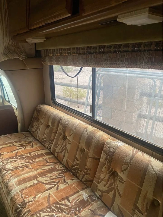 1989 Ford Econoline Van - Image 5 of 10