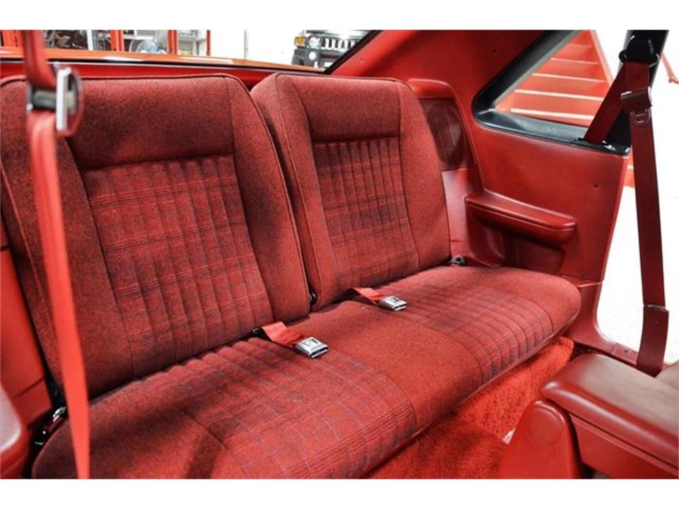 1989 Ford Mustang 3rd Gen - Image 28 of 31