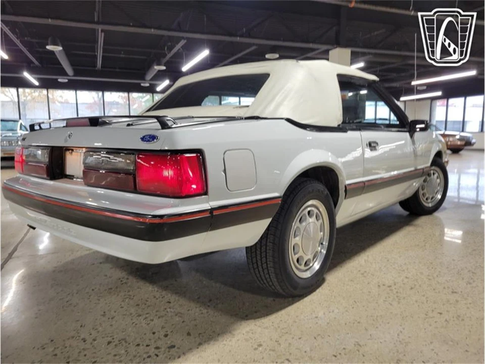 1989 Ford Mustang 3rd Gen - Image 17 of 31