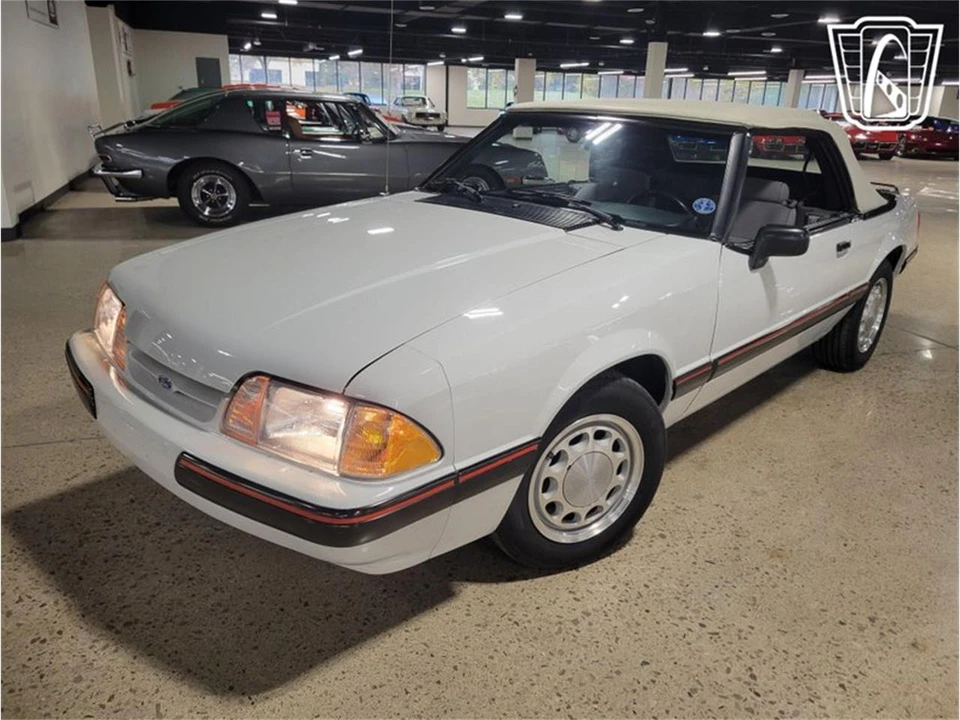 1989 Ford Mustang 3rd Gen - Image 3 of 31