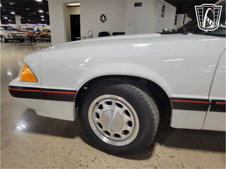 1989 Ford Mustang 3rd Gen - Image 8 of 31