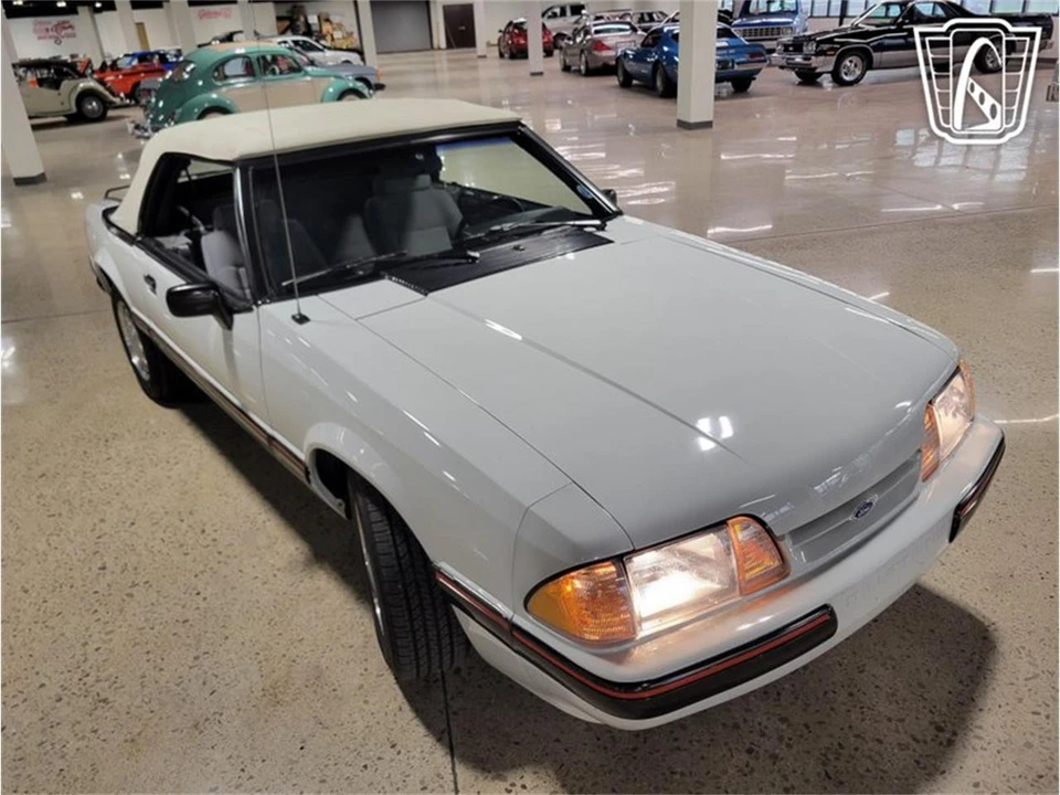 1989 Ford Mustang 3rd Gen - Image 28 of 31