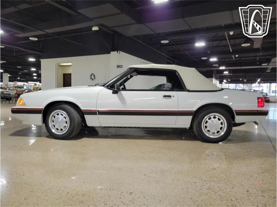 1989 Ford Mustang 3rd Gen - Image 5 of 31