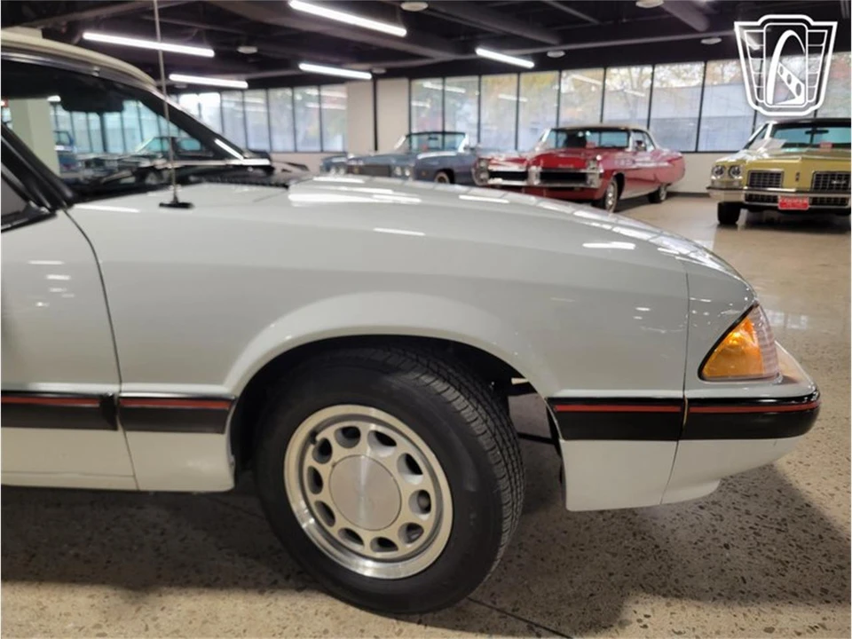 1989 Ford Mustang 3rd Gen - Image 25 of 31