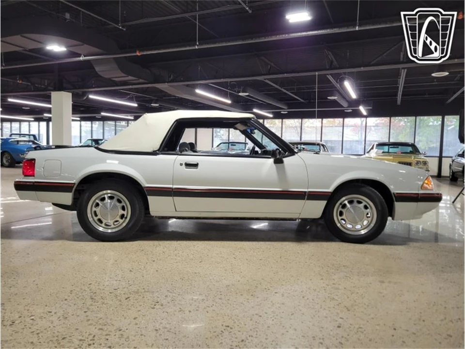 1989 Ford Mustang 3rd Gen - Image 20 of 31