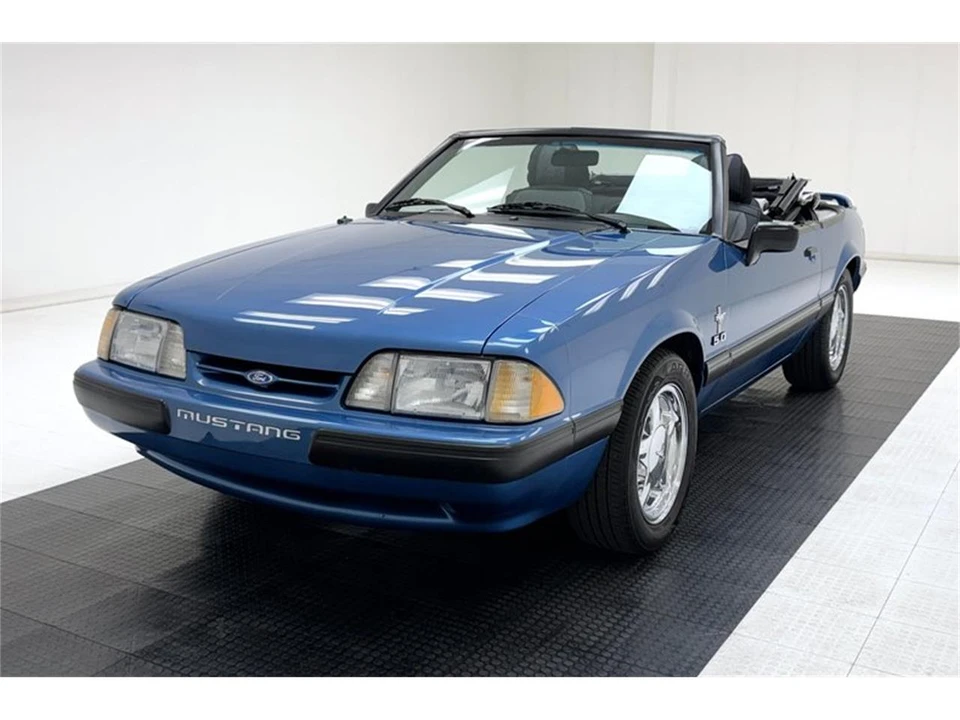 1989 Ford Mustang 3rd Gen - Image 2 of 31