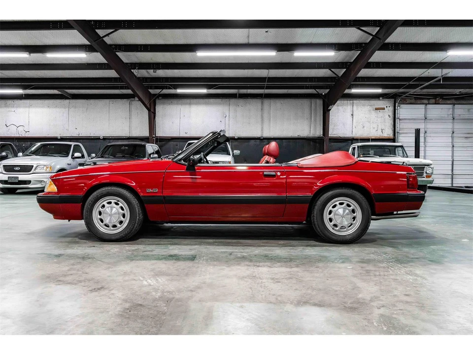1989 Ford Mustang 3rd Gen - Image 2 of 25