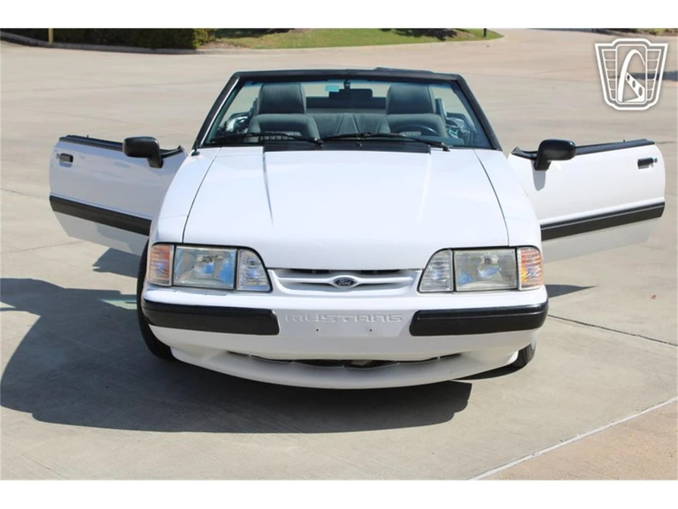 1989 Ford Mustang 3rd Gen - Image 21 of 31
