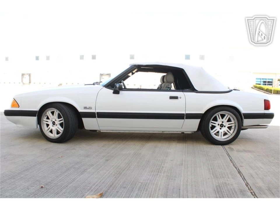 1989 Ford Mustang 3rd Gen - Image 28 of 31