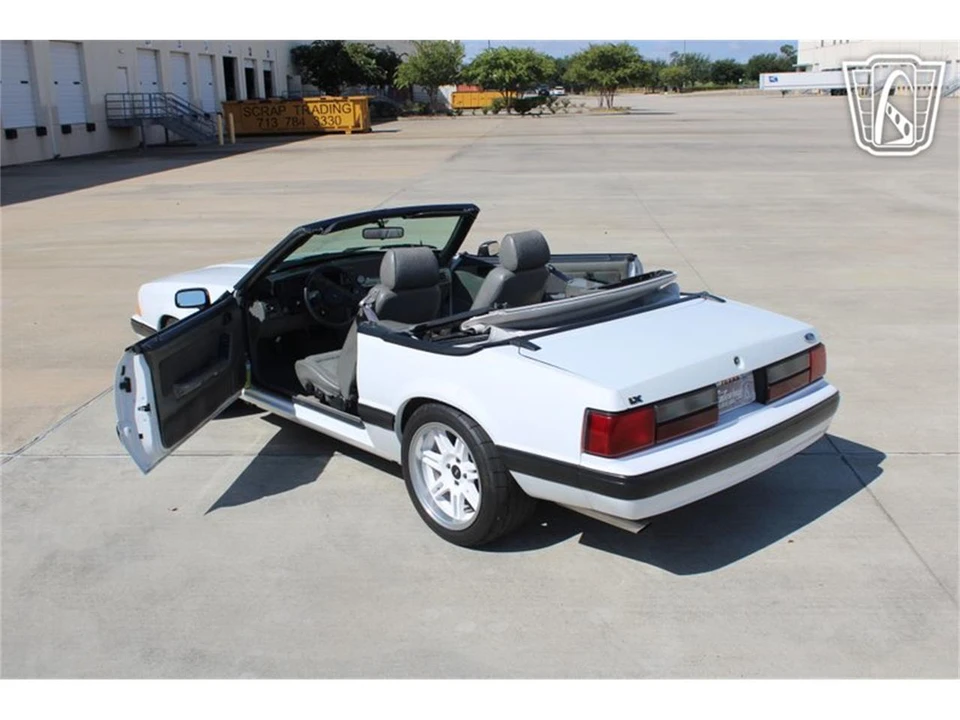 1989 Ford Mustang 3rd Gen - Image 23 of 31