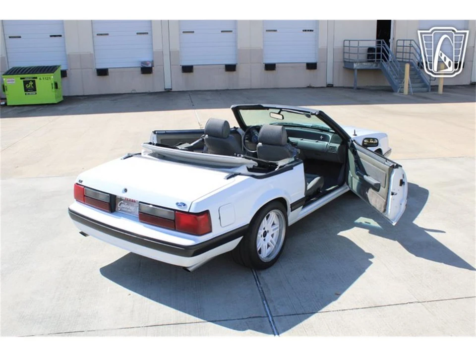 1989 Ford Mustang 3rd Gen - Image 24 of 31