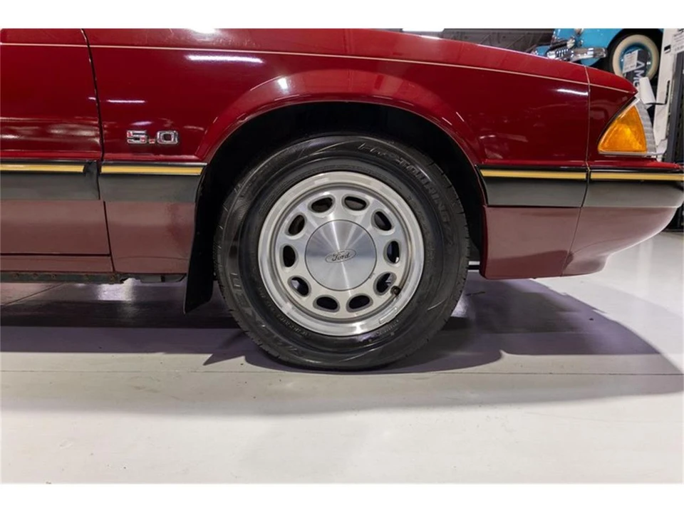 1989 Ford Mustang 3rd Gen - Image 25 of 31