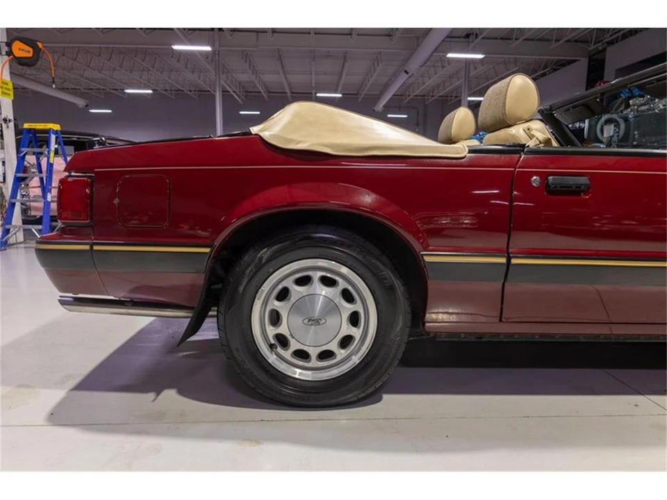 1989 Ford Mustang 3rd Gen - Image 22 of 31