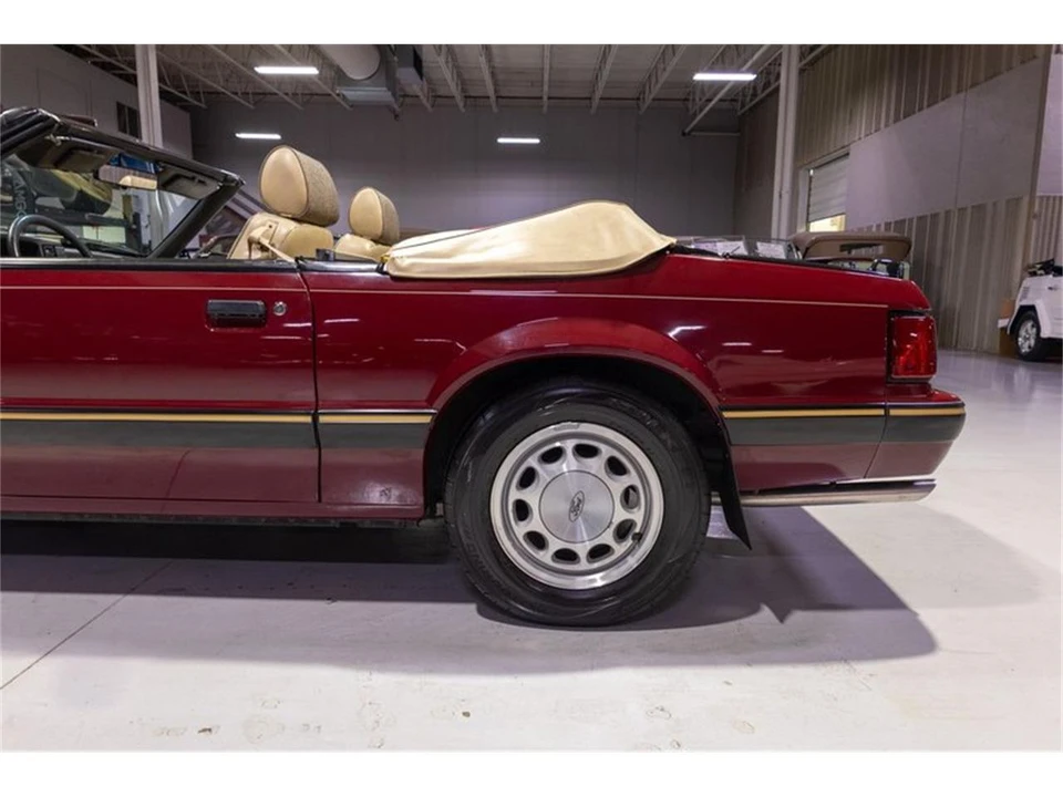 1989 Ford Mustang 3rd Gen - Image 20 of 31
