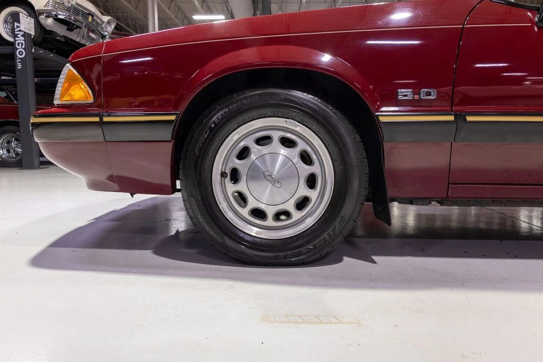 1989 Ford Mustang 3rd Gen - Image 25 of 31