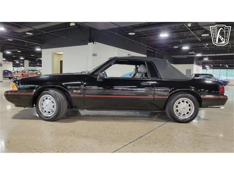 1989 Ford Mustang 3rd Gen - Image 23 of 31